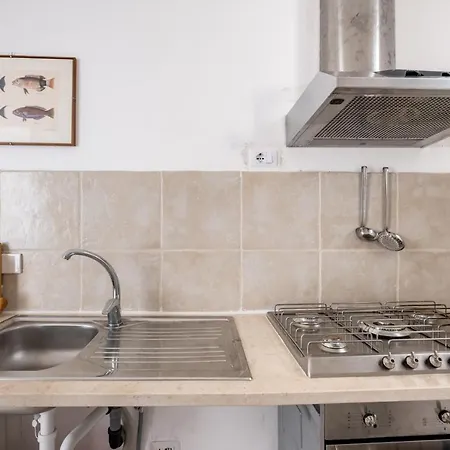 Dimora Lucrezia - Big & Apatment With Parking Apartment